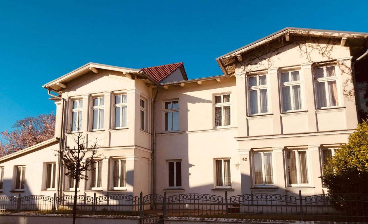 Ferienwohnungen Hennig Heringsdorf  Buitenkant foto